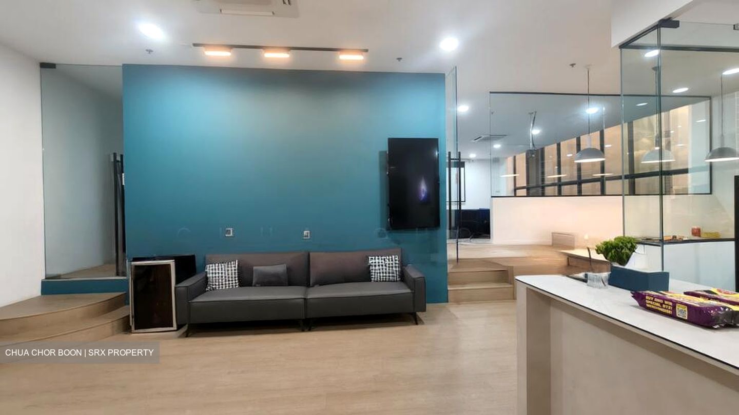 International Plaza (D2), Office #498214851